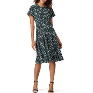 Slate & Willow Leaf Printed Pleat Dress XS